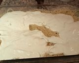 A picture of step 4 of Knefe / knafe with rice pudding filling.
