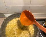 รูปขั้นตอนการทำที่ 4 ของ Risotto กับเห็ด