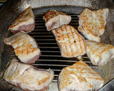 Foto del paso 4 de la receta: Solomillo de pavo en salsa de curry y almendra