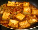 A picture of step 2 of Easy and Tasty Atsuage Kimchi Stir-Fry.