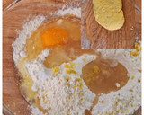 Foto del passaggio 1 della ricetta Chiacchiere di carnevale servite con ricotta