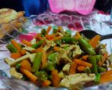 Foto langkah ke 5 dari resep (4) Oseng buncis wortel with tahu kecap.