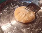 A picture of step 3 of Besan malai peda.