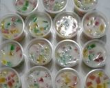 Foto langkah ke 7 dari resep Puding Mozaik Cup.