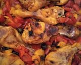 Foto del passaggio 4 della ricetta Pollo e peperoni al forno