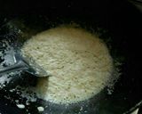 A picture of step 2 of Suji halwa.