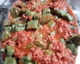 Foto del paso 3 de la receta: Ñoquis de puré de acelgas o espinacas con salsa de tomates casera con carne molida