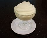 A picture of step 3 of Vanilla Marscapone Cream Filling / Frosting.