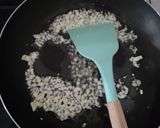 Foto langkah ke 3 dari resep Spaghetti Bolognese Instant.