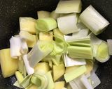 Foto del paso 2 de la receta: Crema de poro y papa