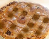 A picture of step 4 of Apple Pie.