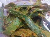 तोरी के छिलके के छल्ले (Tori ke chilke ke chhalle recipe in Hindi)