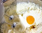 Foto langkah ke 2 dari resep Cheese Crumble Cake.