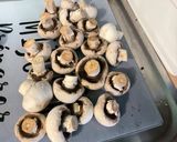 Une image de l'étape 4 de Sauté de porc aux champignons, tomates, oignons rouges et persil d'algues.