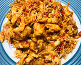 Foto langkah ke 3 dari resep Suwir ayam pedes gurih.