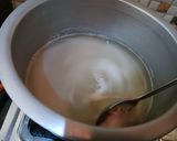 A picture of step 3 of Jelly made from gelatin powder.