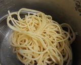 Hình bước làm 1 của món Mỳ ý ấm áp 🍝😋