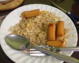 รูปขั้นตอนการทำที่ 4 ของ ข้าวผัดไข่ไส้กรอก