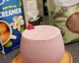 A picture of step 2 of 4 Ingredients vegan smoothie.