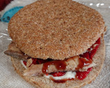 Foto del paso 5 de la receta: Bocata de caballa y pimientos