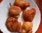 A picture of step 4 of Mini-deep fried scones.