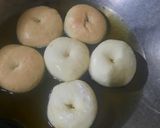 Foto langkah ke 8 dari resep Donat Double Matcha.