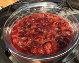 Une image de l'étape 7 de Compote de cerises et pêches de vigne.
