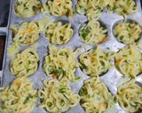 Foto langkah ke 3 dari resep Bola - bola Mie Daun Kelor.