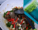 Foto langkah ke 3 dari resep Oseng Paru Sapi.