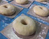 Foto langkah ke 7 dari resep Donat maizena.