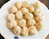 Foto del paso 4 de la receta: Croquetas de bacalao con pimientos asados y patatas