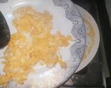 A picture of step 1 of Chicken vegetable fried rice.
