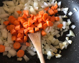 Foto del paso 2 de la receta: Pollo al curry con arroz basmati
