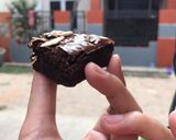 Foto langkah ke 7 dari resep Fudgy brownies credit by murniasri_sarifudin.