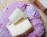 Foto del paso 4 de la receta: Panes de remolacha, rellenos de queso 🧀🧀🧀🧀🍞🍞🍞#Mercado