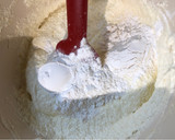 Foto del paso 4 de la receta: Budín inglés receta original, con pequeña variedad en las frutas