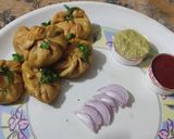 आटे के फ्राई मोमो (atte ke fry momo recipe in Hindi) रेसिपी चरण 5 फोटो
