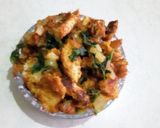 A picture of step 4 of Masala bread upma.