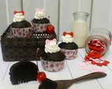 Foto langkah ke 7 dari resep Cupcake cokelat ketan hitam.