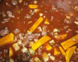 Foto del paso 4 de la receta: Guiso de fideos con carne y verduras