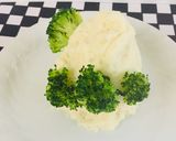 Foto del paso 2 de la receta: Ensalada navideña con vegetales en forma de arbolito!