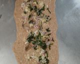 Foto del paso 2 de la receta: Pan integral encebollado y espinacas