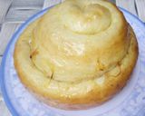 Hình bước làm 10 của món Bánh mì cuộn sốt bơ chà bông