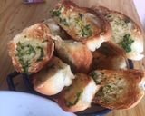 Foto del paso 4 de la receta: Tostadas de albahaca