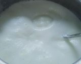 A picture of step 1 of Mango flavour fruit and jelly custard.