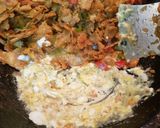 A picture of step 9 of Egg kothu chapati.