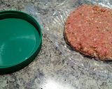 A picture of step 4 of Pork Gyoza Burgers.