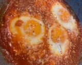 Foto del passaggio 6 della ricetta Uova in Purgatorio Piccanti con Pecorino