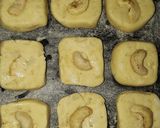 A picture of step 6 of Cashew nut cookies.