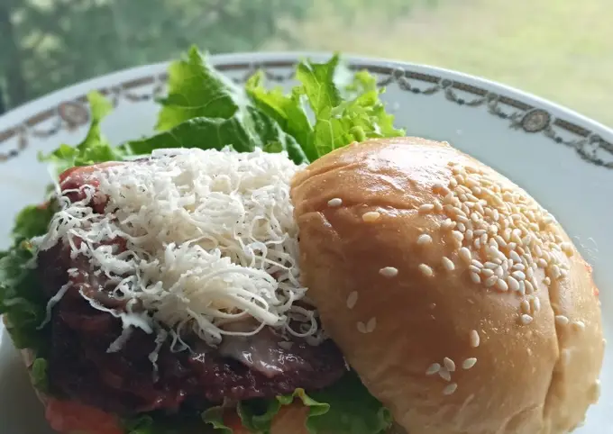 Langkah-langkah untuk membuat Cara bikin Burger kornet ala rumahan